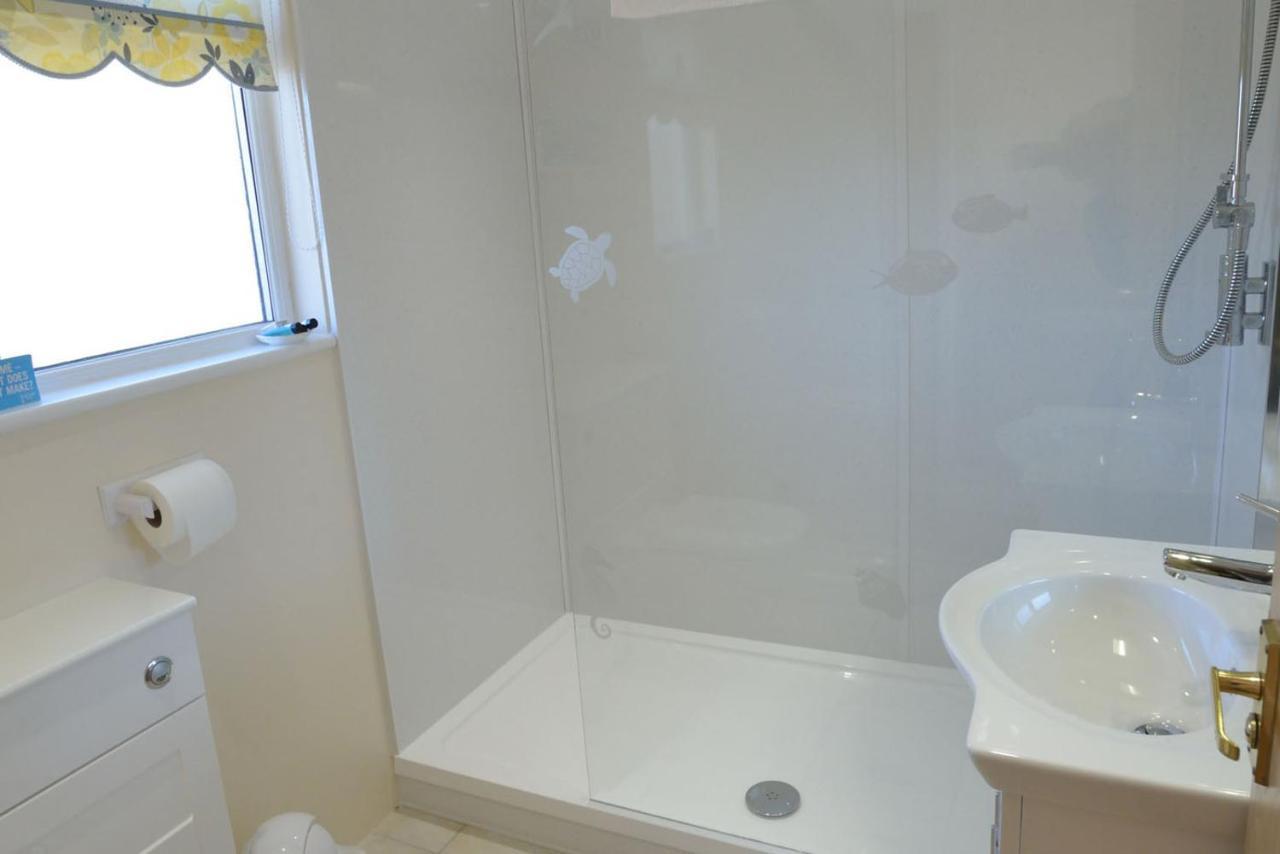 Sandy Bay Apartment, St Ives Bay, Hayle Bagian luar foto