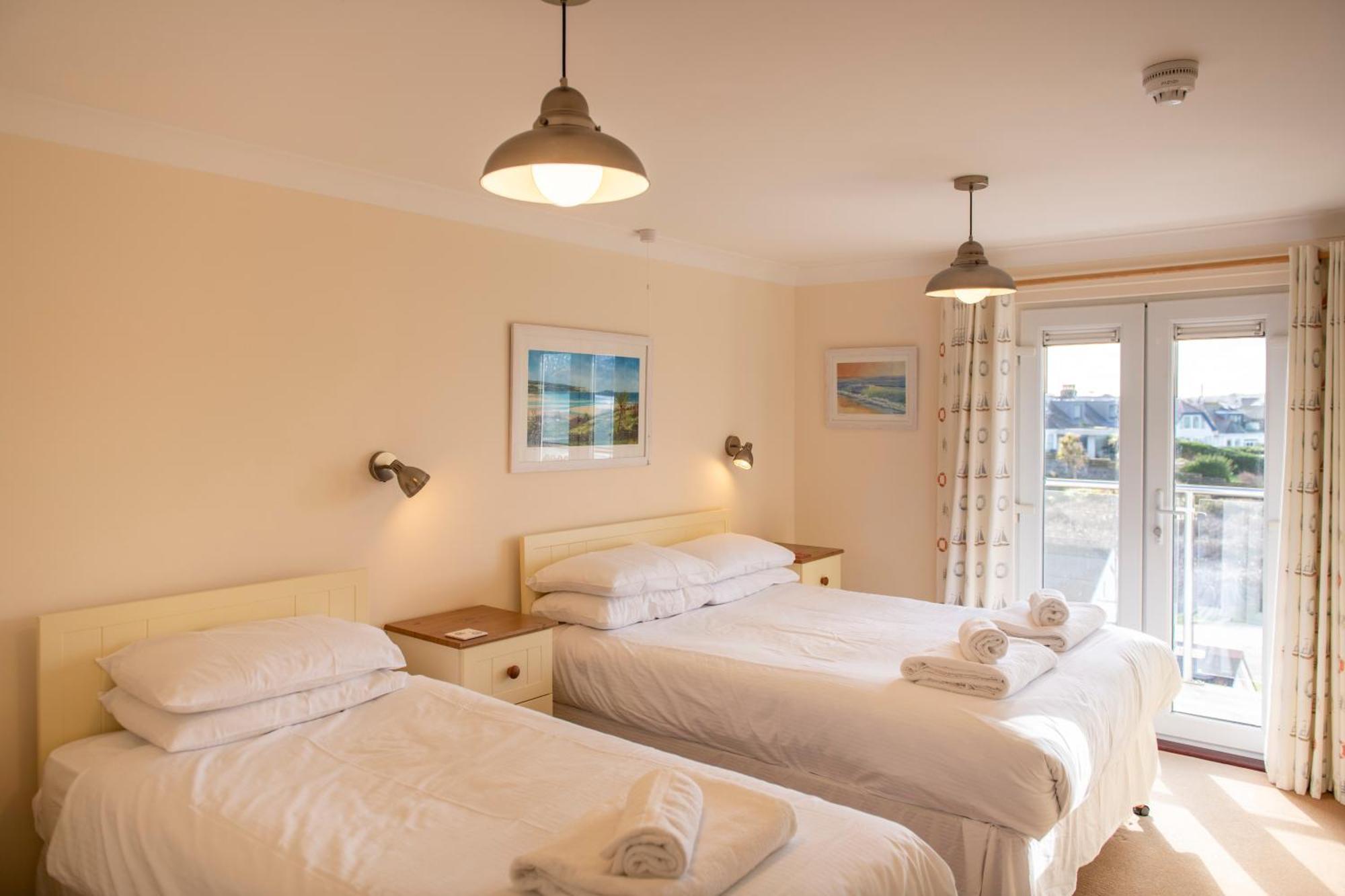 Sandy Bay Apartment, St Ives Bay, Hayle Bagian luar foto